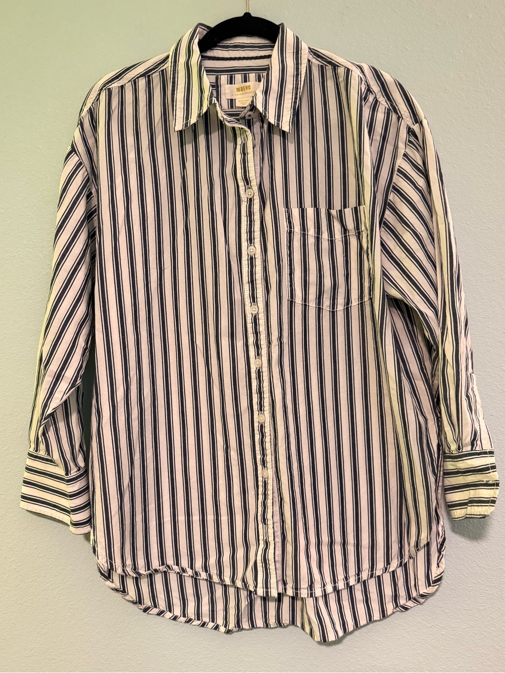 MAEVE by Anthropology the Bennet Blue Botton Down Shirt. High and Low Size M